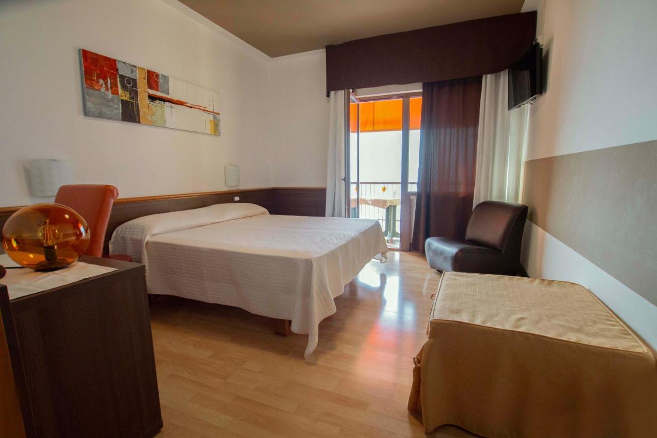 Hotel San Zeno San Zeno di Montagna Eksteriør bilde