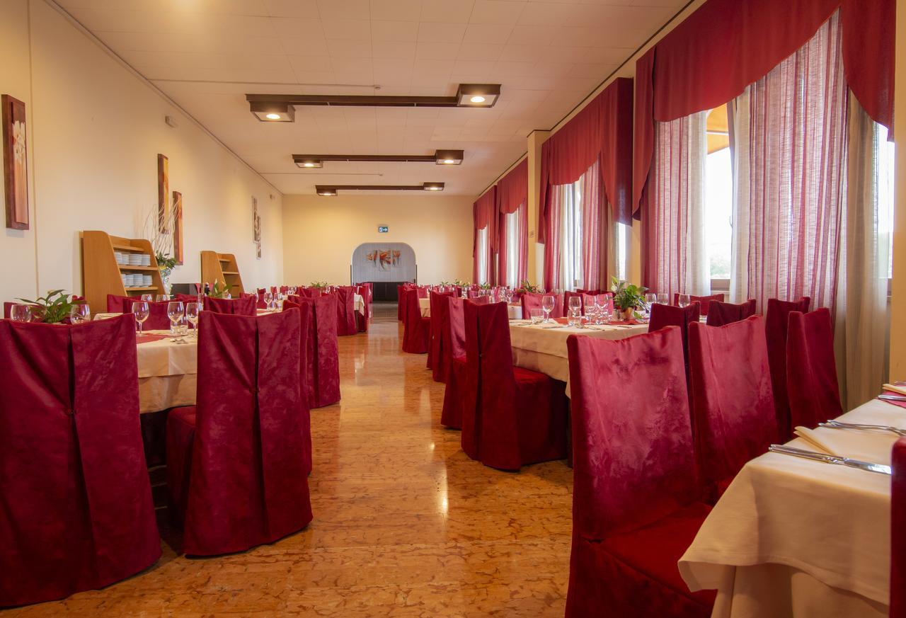Hotel San Zeno San Zeno di Montagna Eksteriør bilde